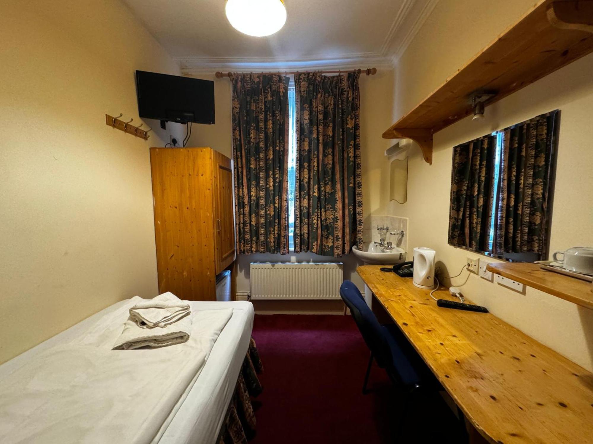 Bridge Park Hotel London Exterior photo