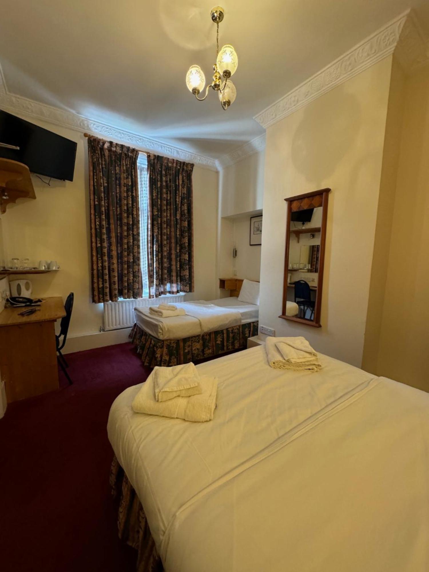 Bridge Park Hotel London Exterior photo